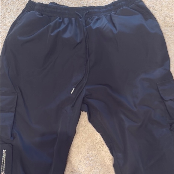 SHEIN Black Relaxed Fit Track Pants - Picture 4 of 7